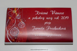 Vánoční čokoládka s textem na přání červené baňky